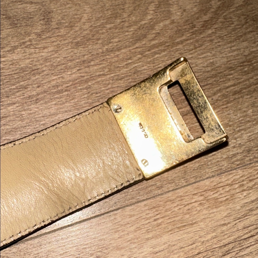 Salvatore Ferragamo Vintage Black and Gold Cuff Bracelet - Picture 4 of 9